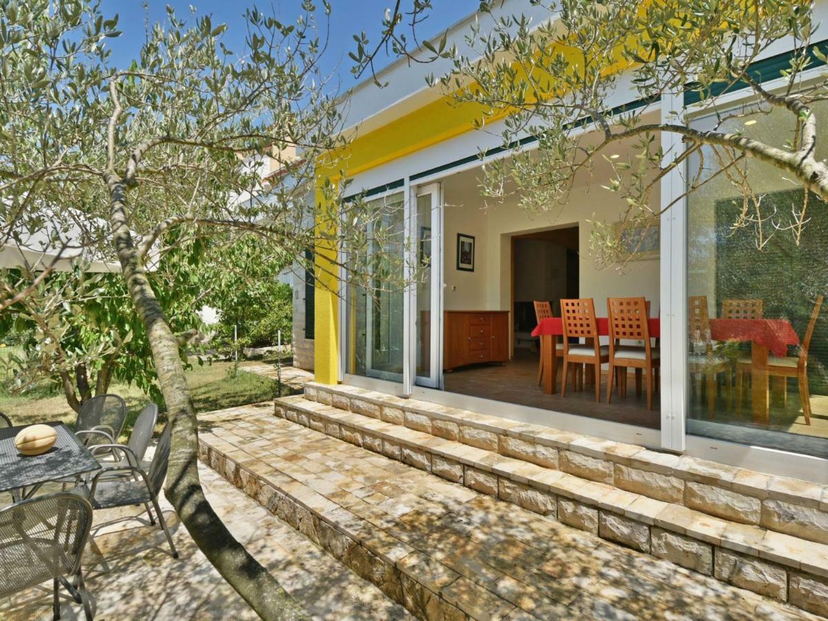Villa Yellow House By Interhome Diklo Buitenkant foto